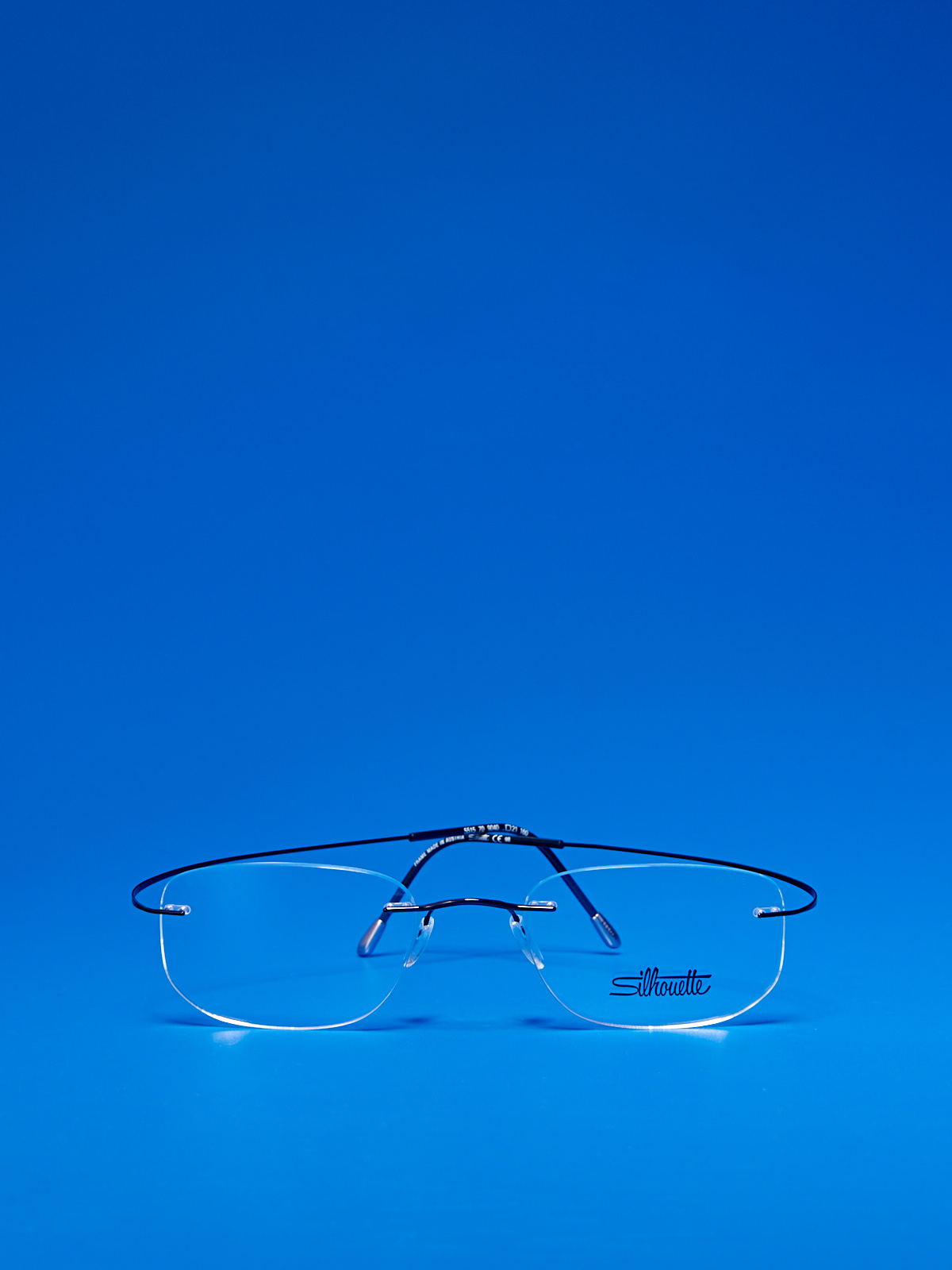 Silhouette Titan Minimal Art (TMA) jet black rectangular