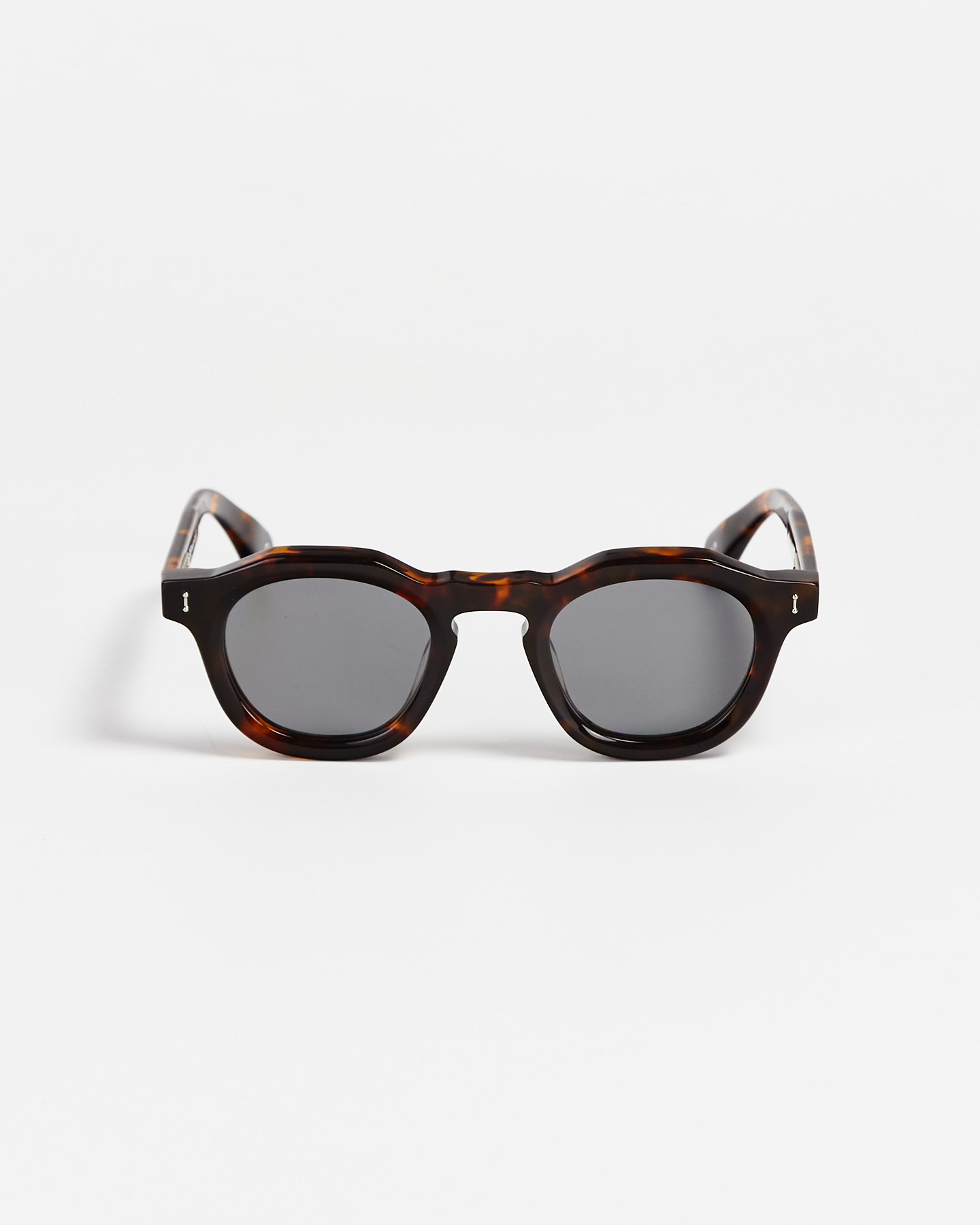Peter and May Solar tortoise light grey